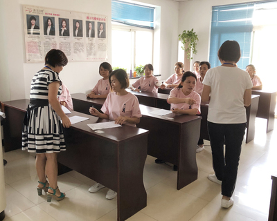 燕子月嫂2019第六期高級催乳師培訓考核大結局!